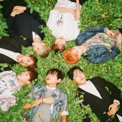 دانلود آهنگ بی تی اس (کیم تهیونگ) Hold Me Tight 1 bts v hold me tight 2023 06 29 18 30