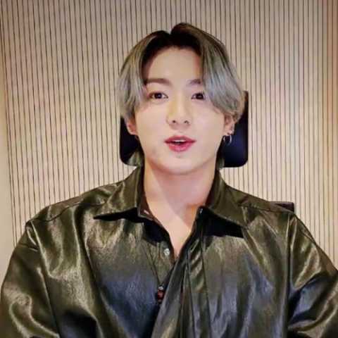 دانلود آهنگ جونگ کوک At My Worst 1 jk bts at my worst 2023 06 24 17 15
